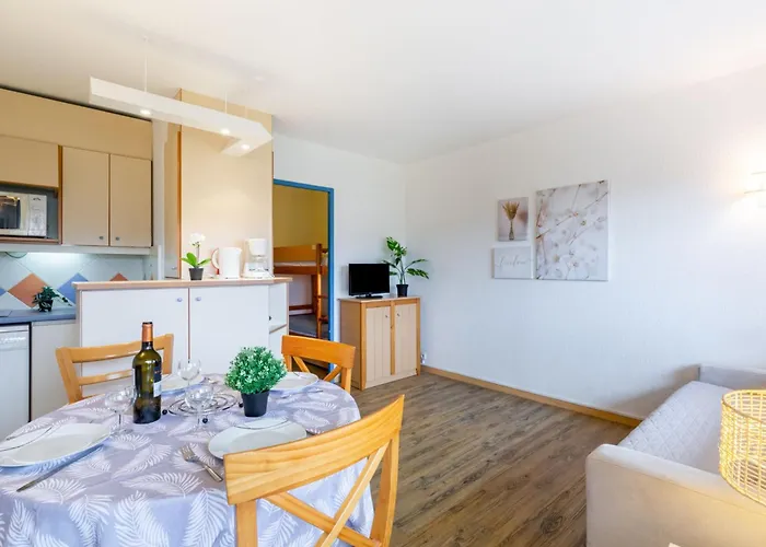 Les Platanes-3 By Interhome *