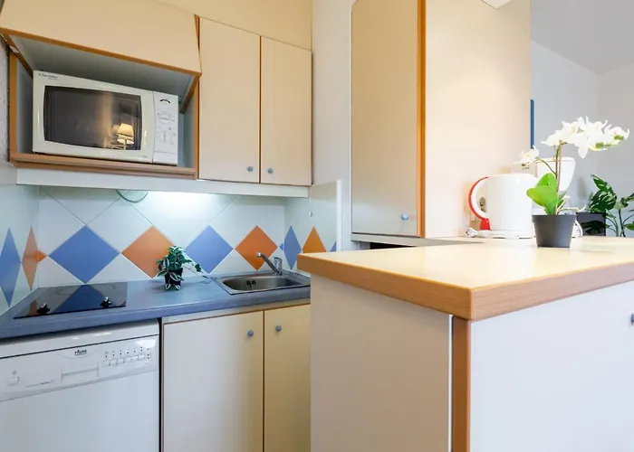 Les Platanes-3 By Interhome *